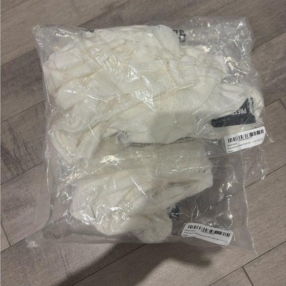 PRETTY LITTLE THING Distressed Top + Bottoms - Picture 5 of 5